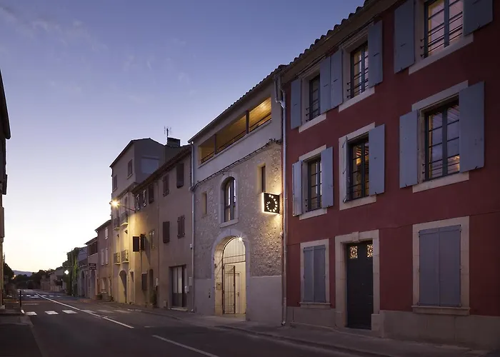Le 19-21 - Un amour d'hotel Leucate