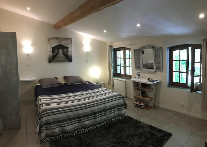 La Chambre Des Petits Papes, Intra Muros Bed and Breakfast Avignone