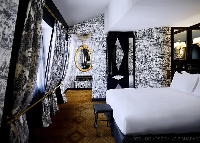 Hotel De Josephine Bonaparte Paris