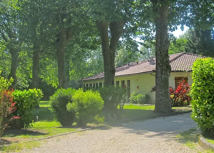 Hôtels à Etauliers