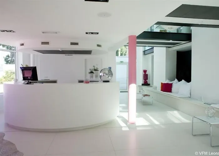 Hotel 111 Carcasona