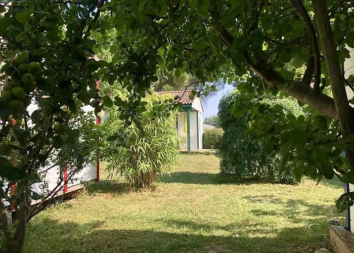 Bungalows & Rooms - Git'Ostal Carcasona