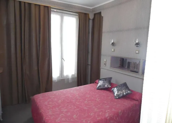 Nazareth Hotel Paris