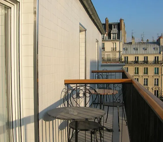 Hotel Darcet Parigi