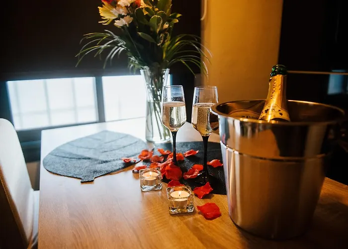 La Suite Romantique avec Jacuzzi au Cœur de Perpignan