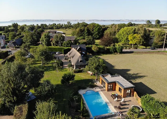 La Griotte & Spa&Piscine Pennedepie