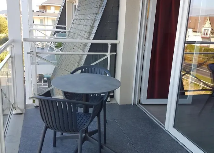 Aparthotel Domitys Le Carrousel à Cabourg
