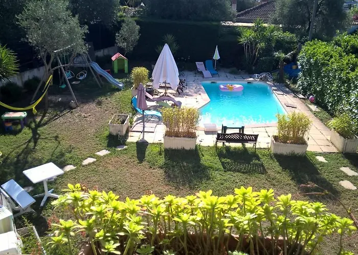 Bed and Breakfast Parfums d'Azur à Le Cannet