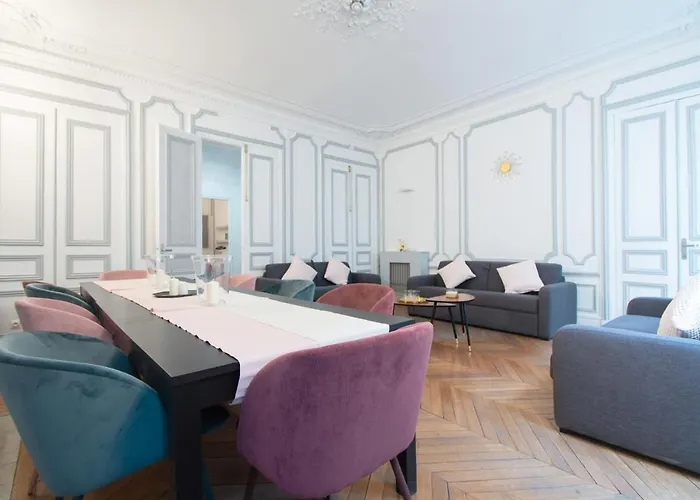 Dreamyflat - Champs Élysées Aparthotel Parigi