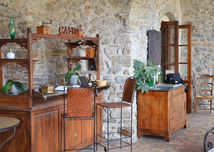Les Mages Hotels