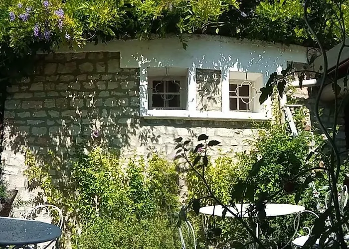 Hôtels à Saumane-de-Vaucluse