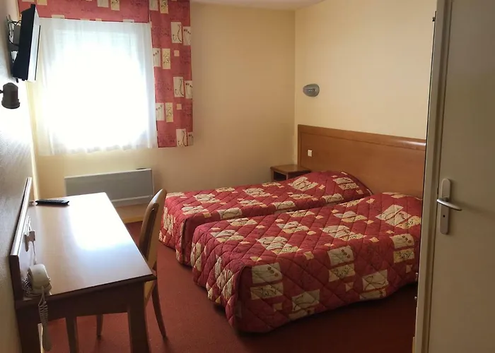 Hôtel La Colombiere Cantal Massiac