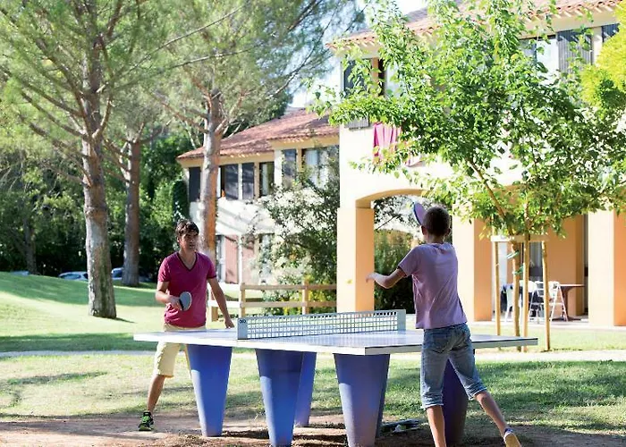 Club Domaine Chateau Laval Gréoux-les-Bains
