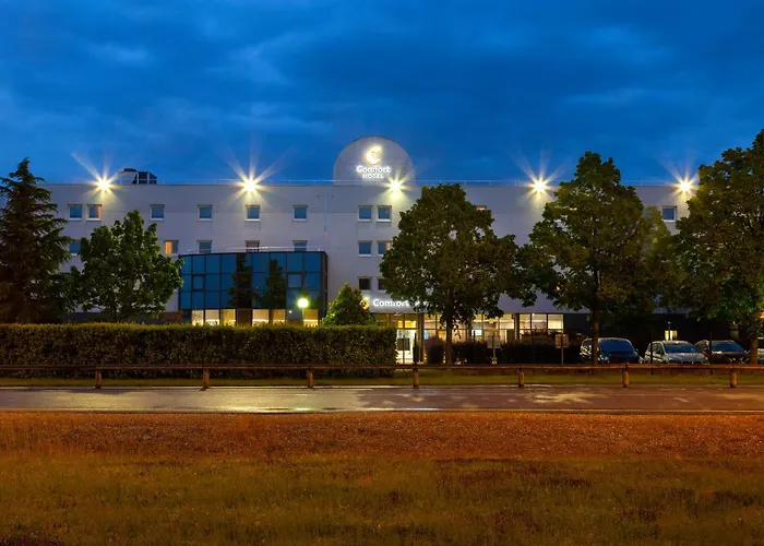 Comfort Hotel Aeroport Lyon St Exupery Colombier-Saugnieu