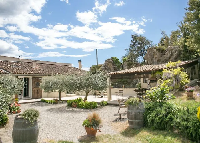 Campagne de la source St Martin B&B Cotignac