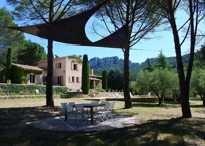 La Bastide de la Provence Verte La Roquebrussanne