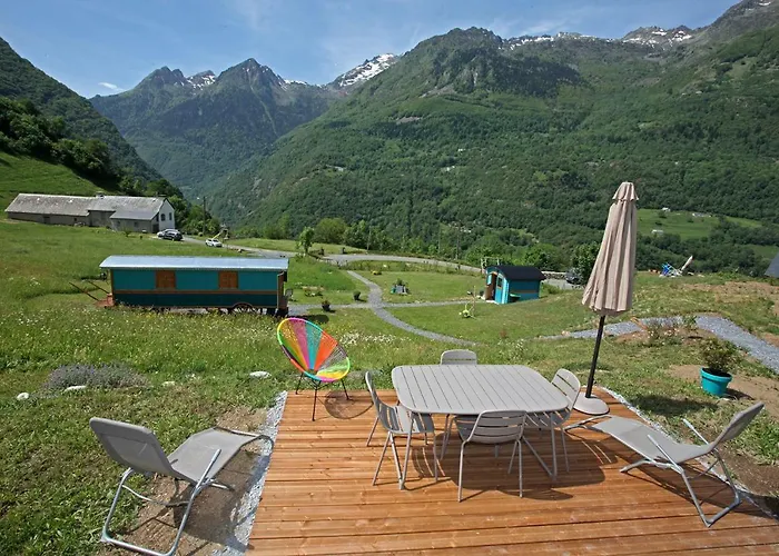 Hotel Roulottes Montagne Pyrenees Luz-Saint-Sauveur