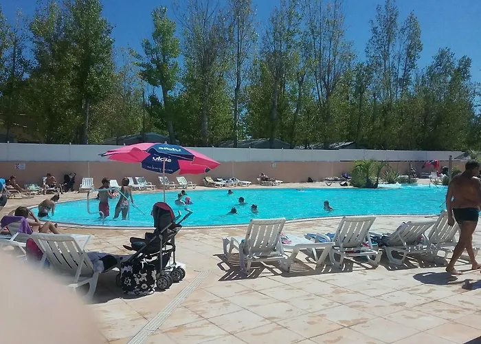 Hotel Les Sables Du Midi à Sérignan