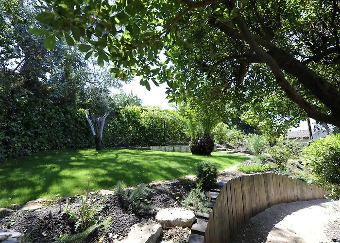 Villa With Magic View Of Bay Of Saint Tropez