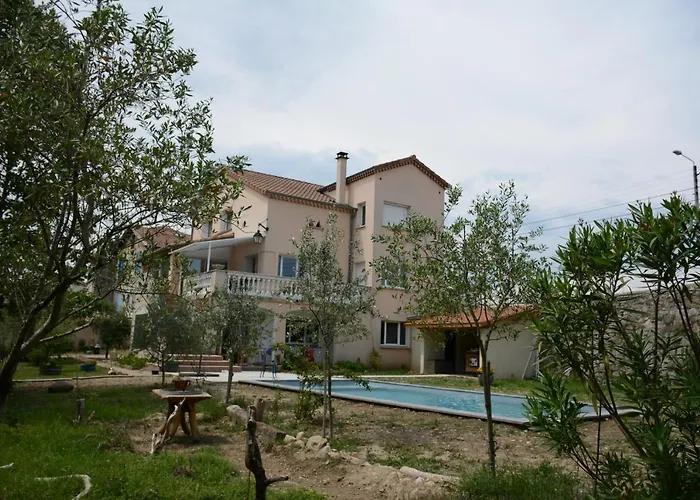 Hotel L'Oiseau Bleu à Tournon-sur-Rhone