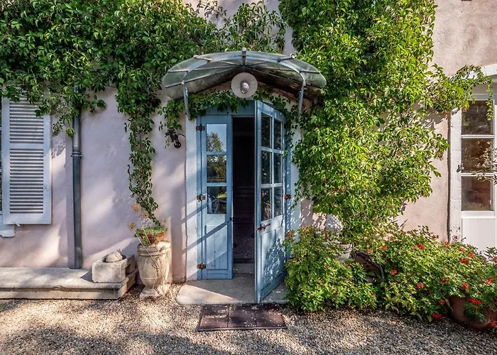 Bed and Breakfast Mas d'Escattes Nîmes