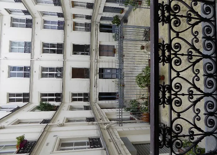 Residence Bergere - Apartments Paris